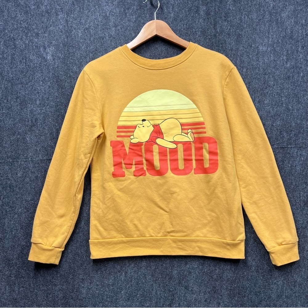 Disney Winnie The Pooh Size M Mood Crewneck Sweatshirt